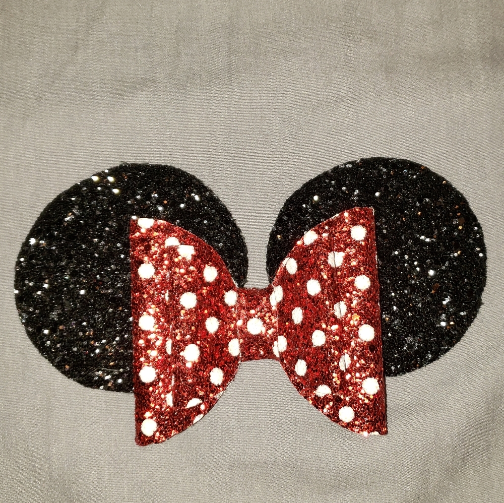 Red minnie mouse bow
